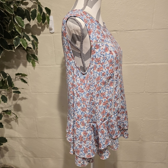 Zac and Rachel Sleeveless Top Round Neck Floral Ruffle Size Medium Multi Color. - Picture 3 of 10